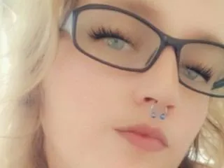 IceofSpice profilbild på webbkameramodell