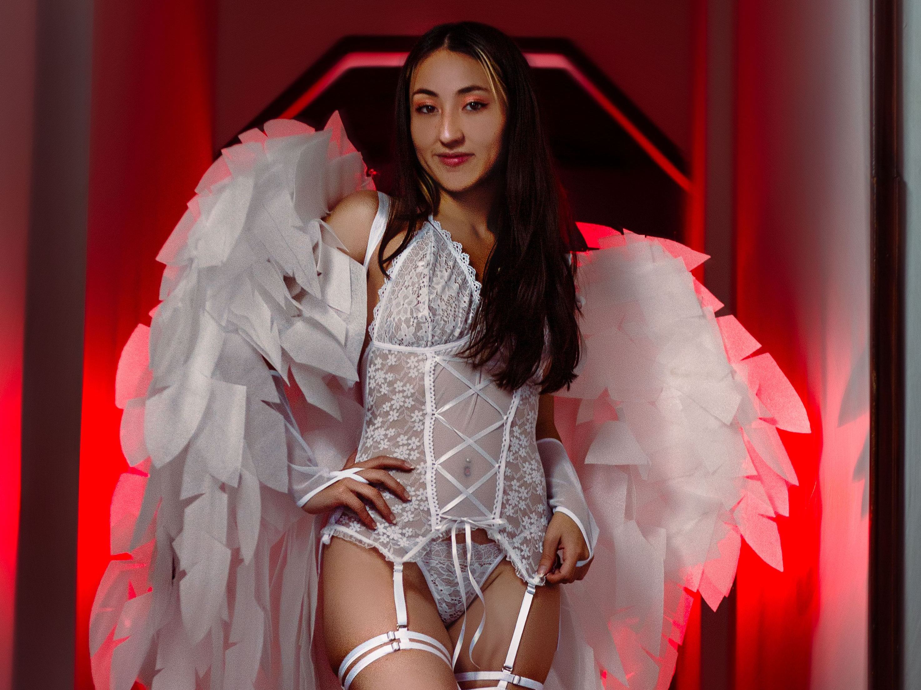 Image de profil du modèle de webcam RavennReyes