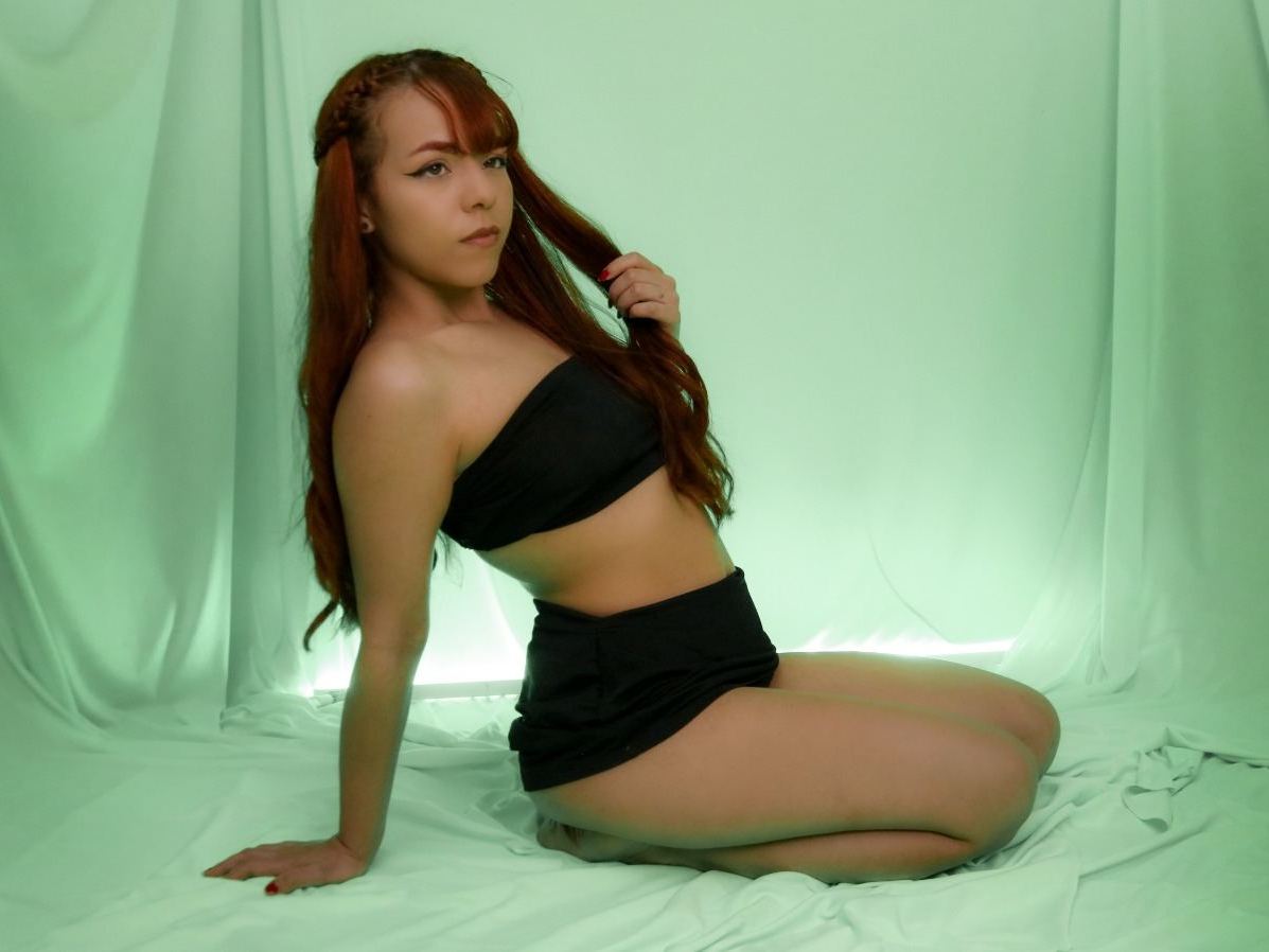 Foto de perfil de modelo de webcam de Kaoriusuii