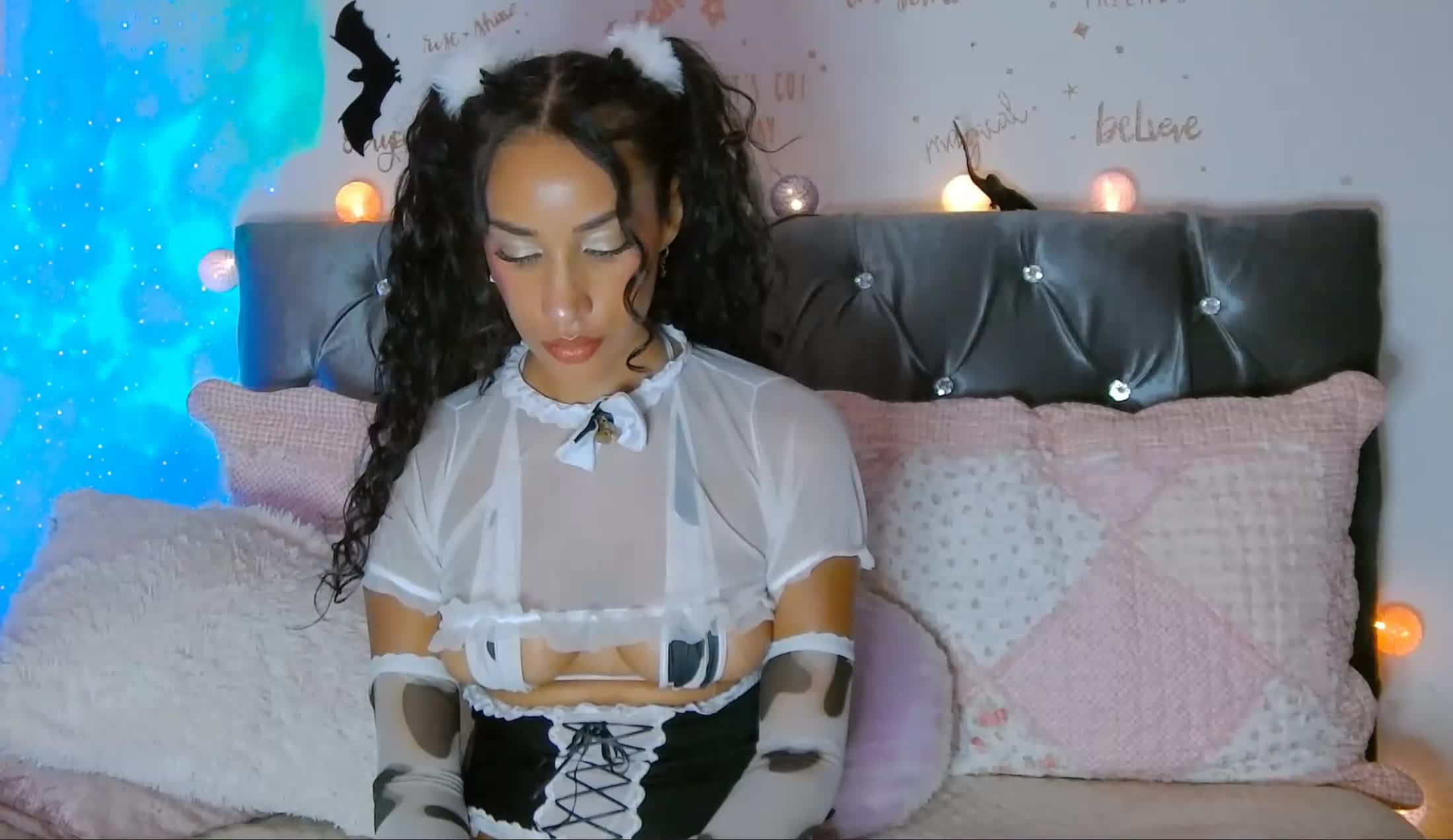 Artiest EmeraldaEyes Video 2