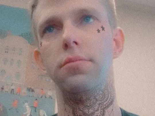 RobbieHeart42 cam model profile picture