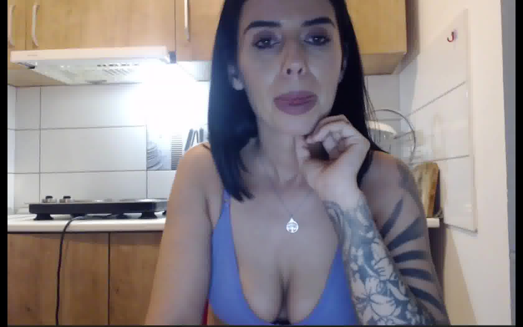 Artist Nattalyie33 Video 1