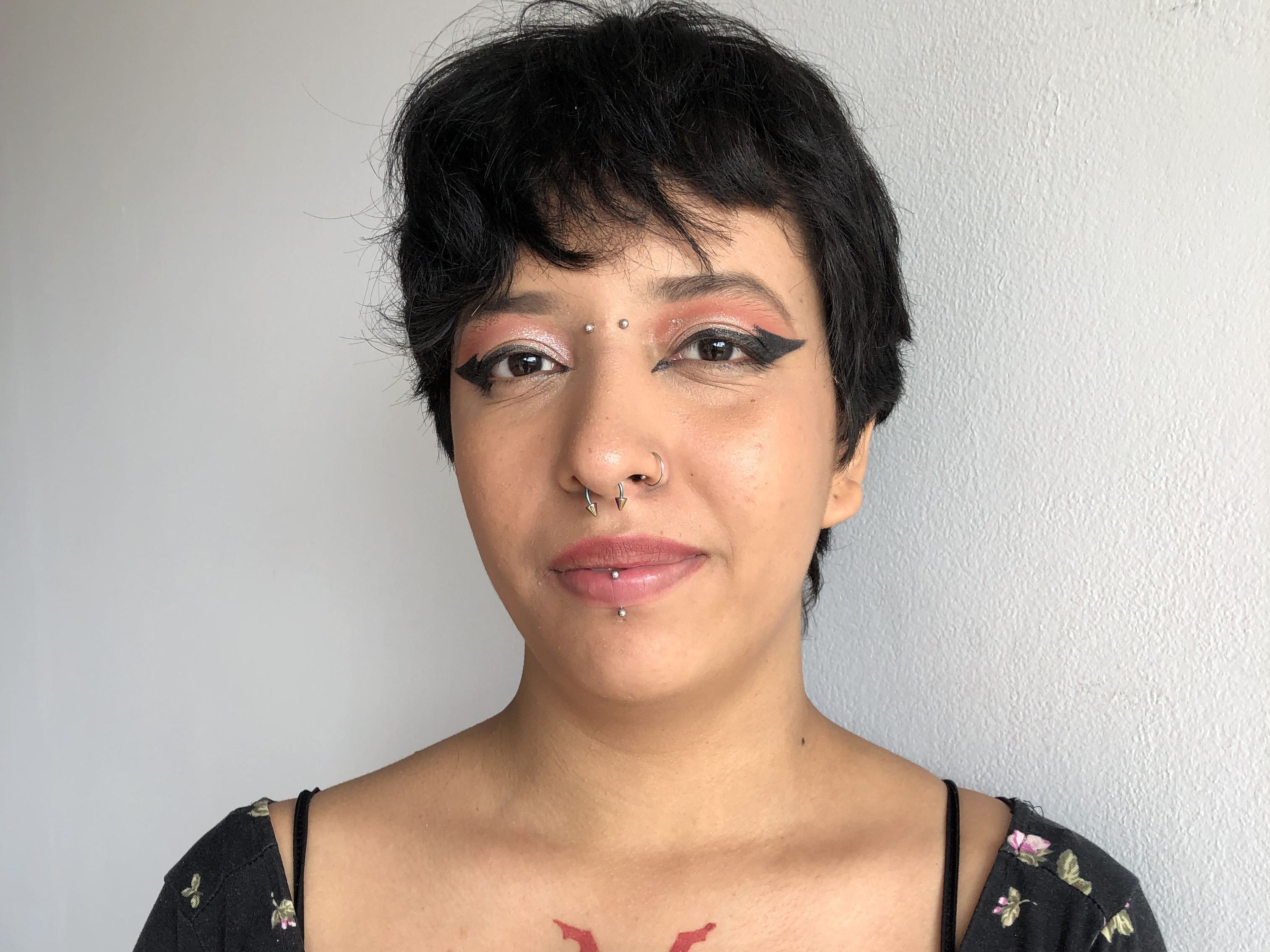 Nahomee cam model profile picture