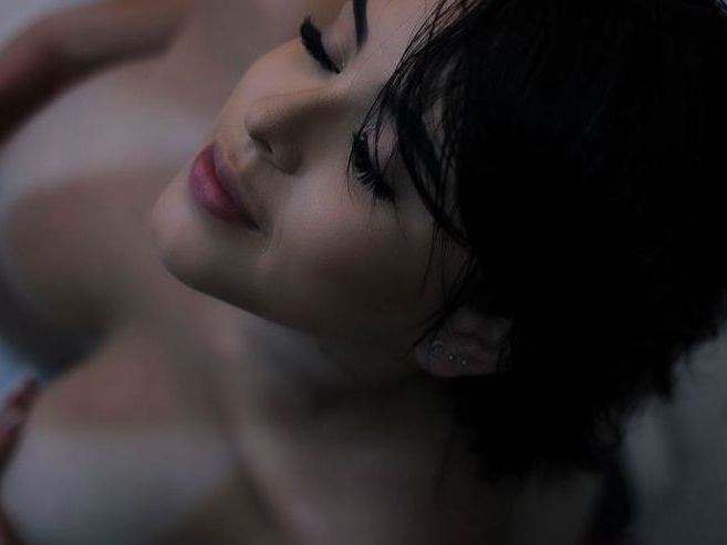 Foto de perfil de modelo de webcam de LEASIMONSs