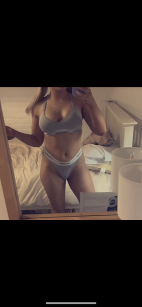 Intérprete PerkyTitMilf Foto 11