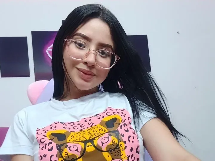 brendahot44 profilbild på webbkameramodell