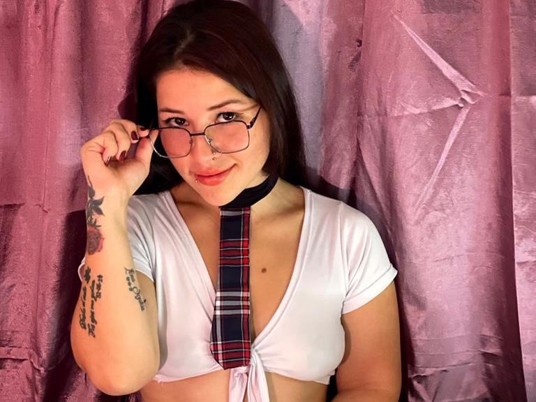 Lunap020 profilbild på webbkameramodell