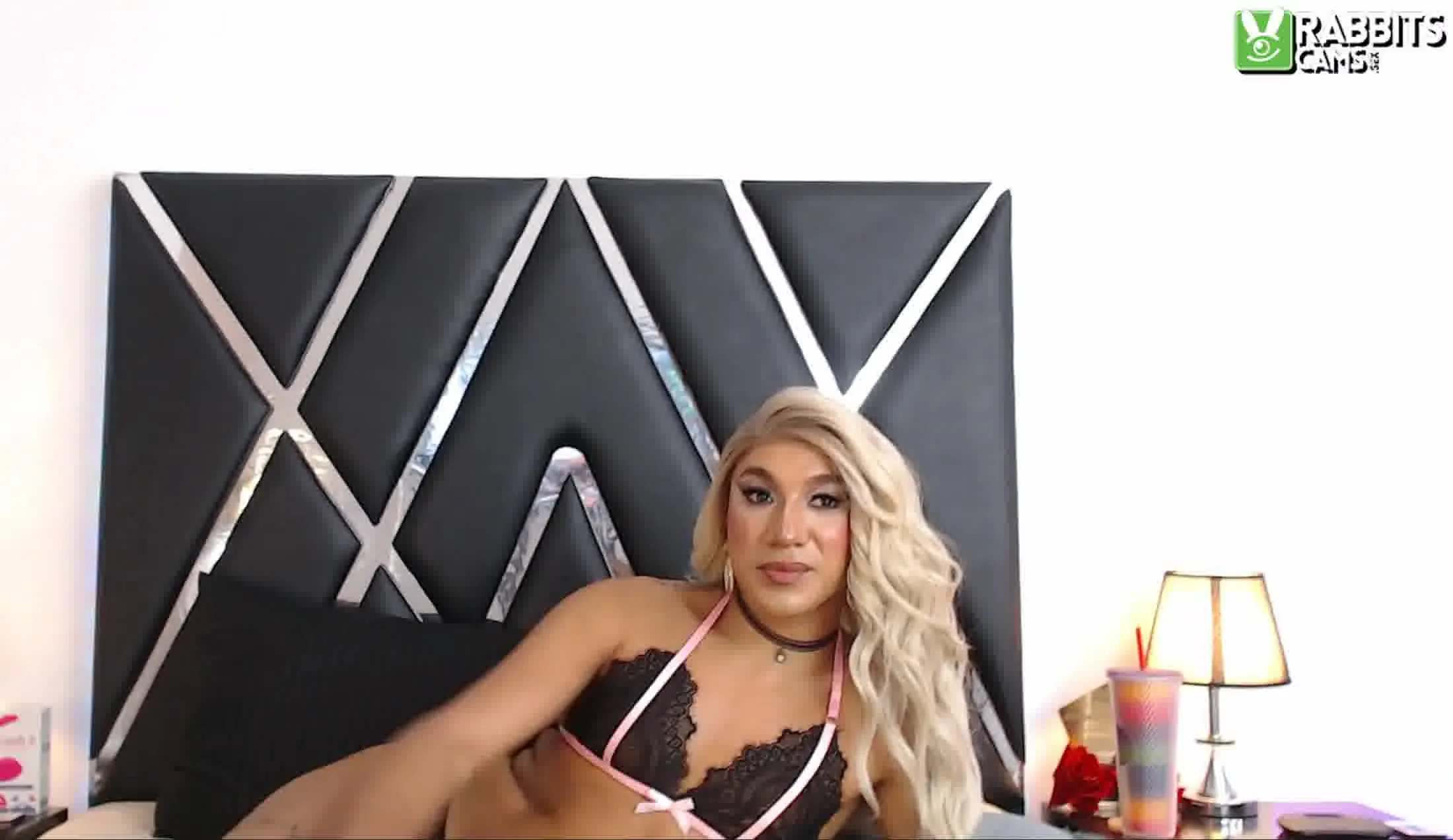 Intérprete AnikaDragun Video 1