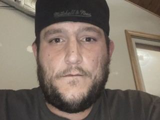 Tyler77 cam model profile picture 