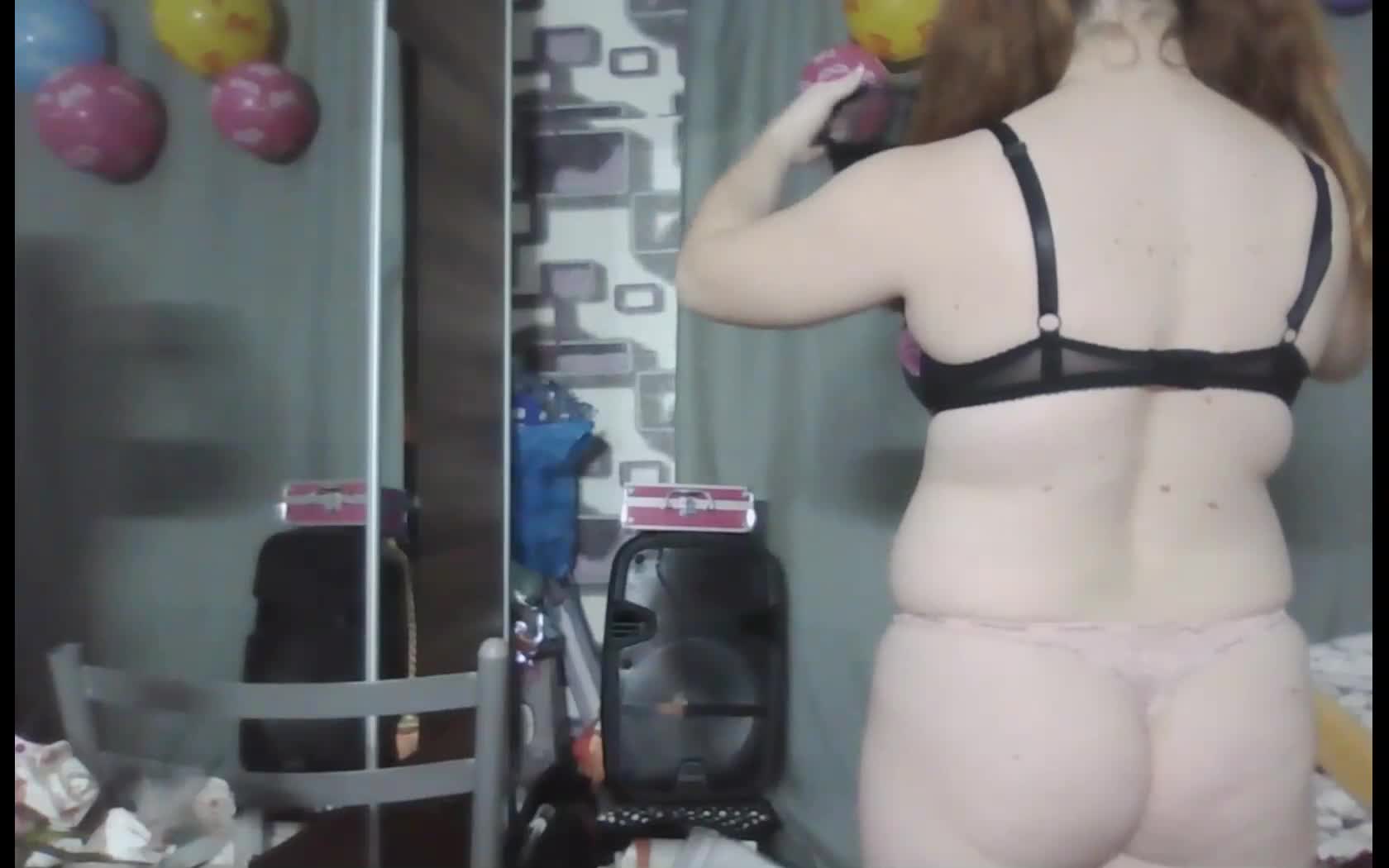 Utøver KAMIYLLE Video 1