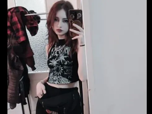 Image de profil du modèle de webcam Buttercup18