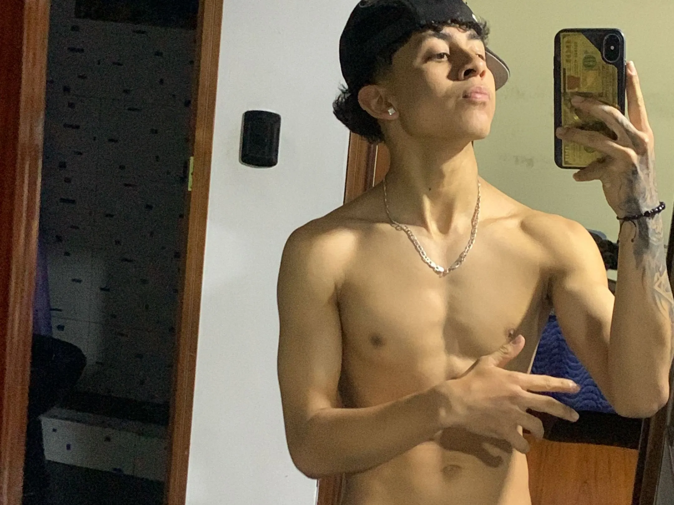Imagen de perfil de modelo de cámara web de Jokergc