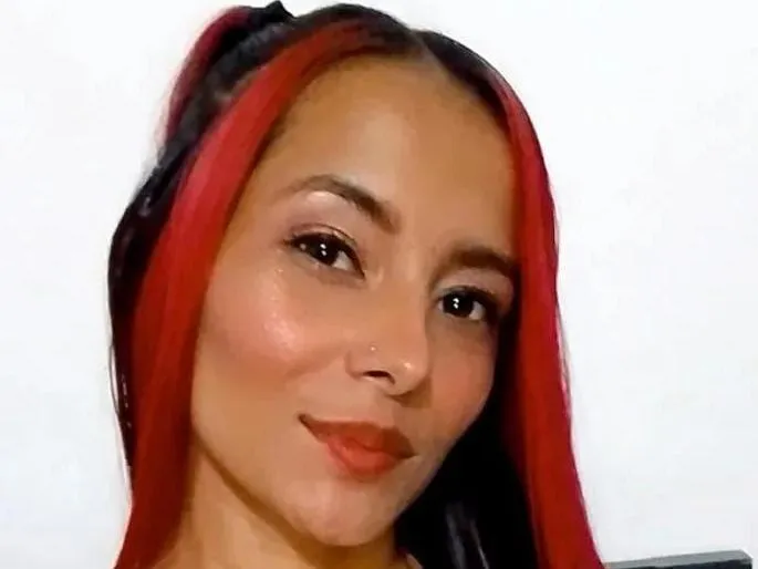 Profilbilde av charlottegibson19 webkamera modell