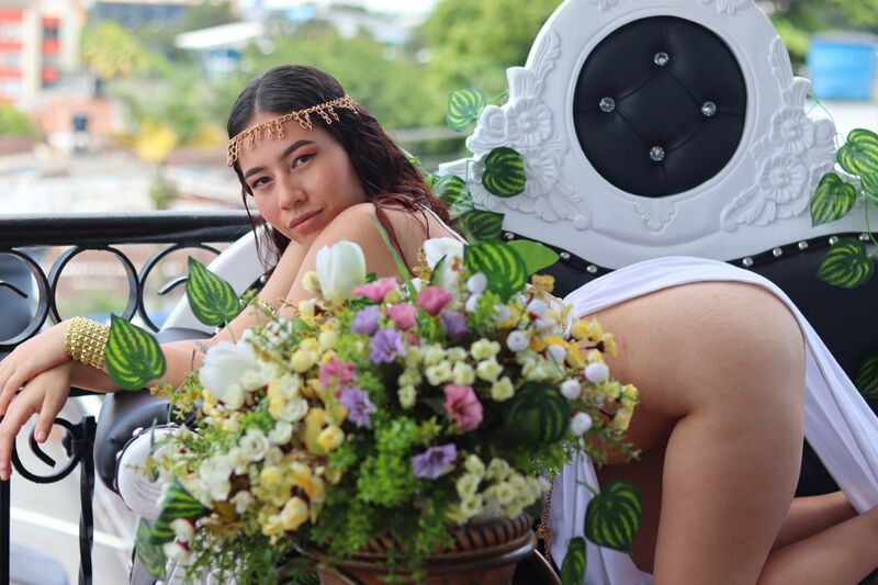 Artiest sweetloreenn Foto 2