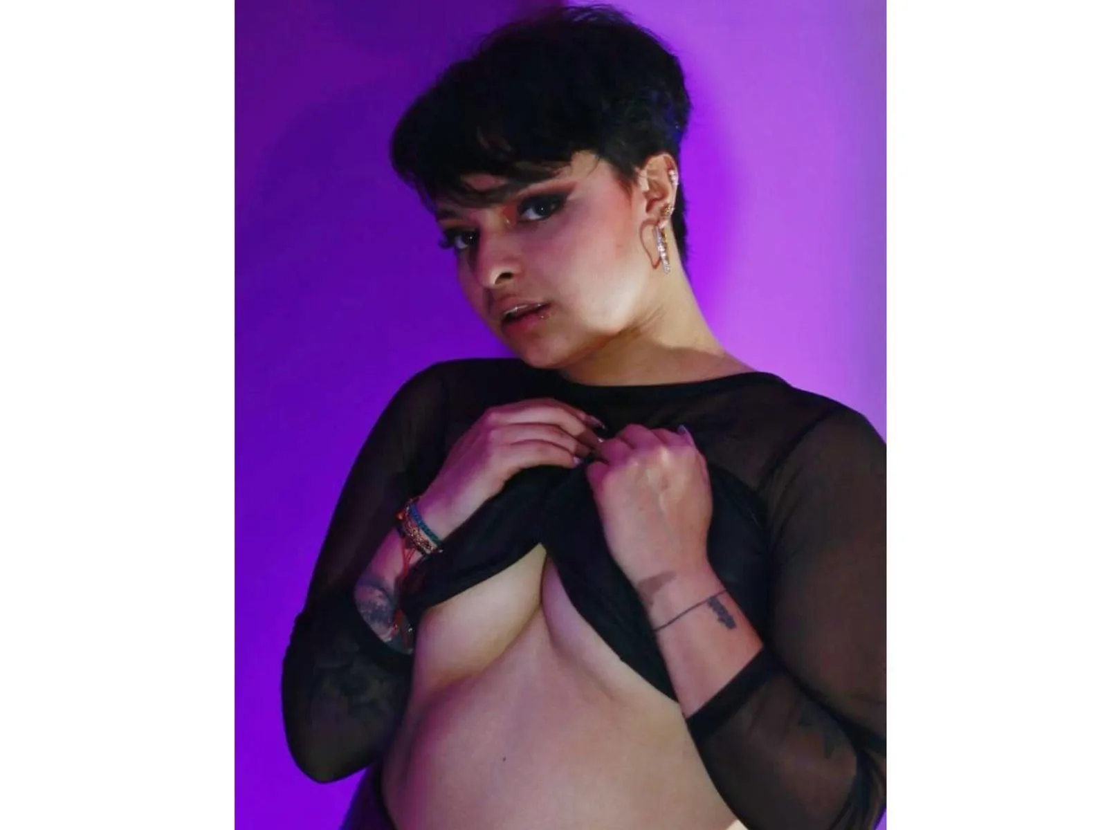 LizziKimura profielfoto van cam model