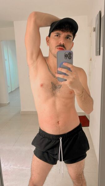 Performer DeweiJones Photo 6