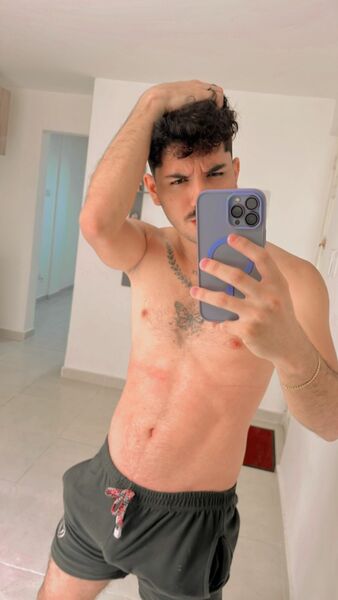 Performer DeweiJones Photo 3