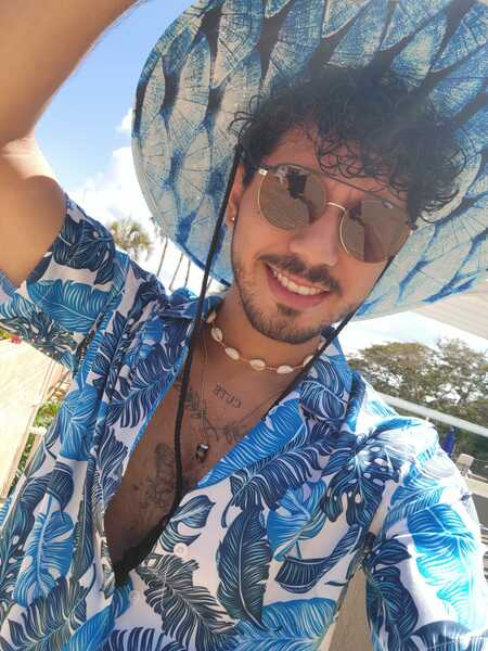 Performer DeweiJones Photo 2