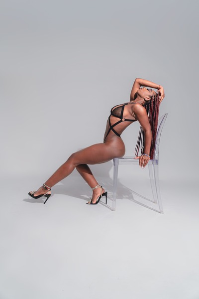 Artiest Annyosorio Foto 4