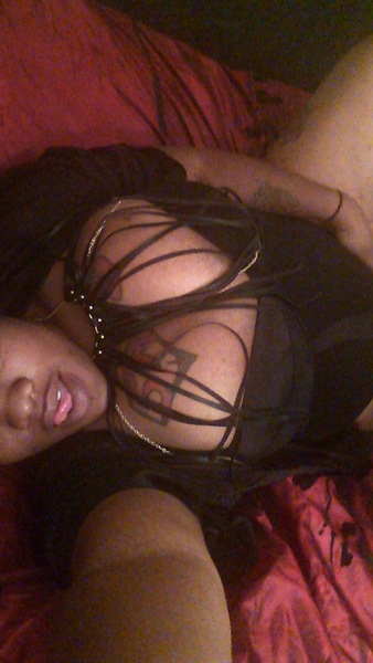 Artist Curvyqueen777 Foto 1