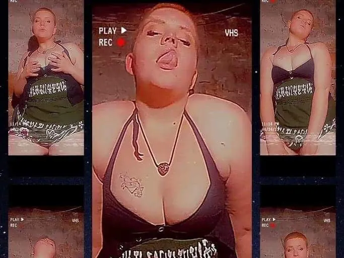 Profilbilde av StrawberrySluut webkamera modell