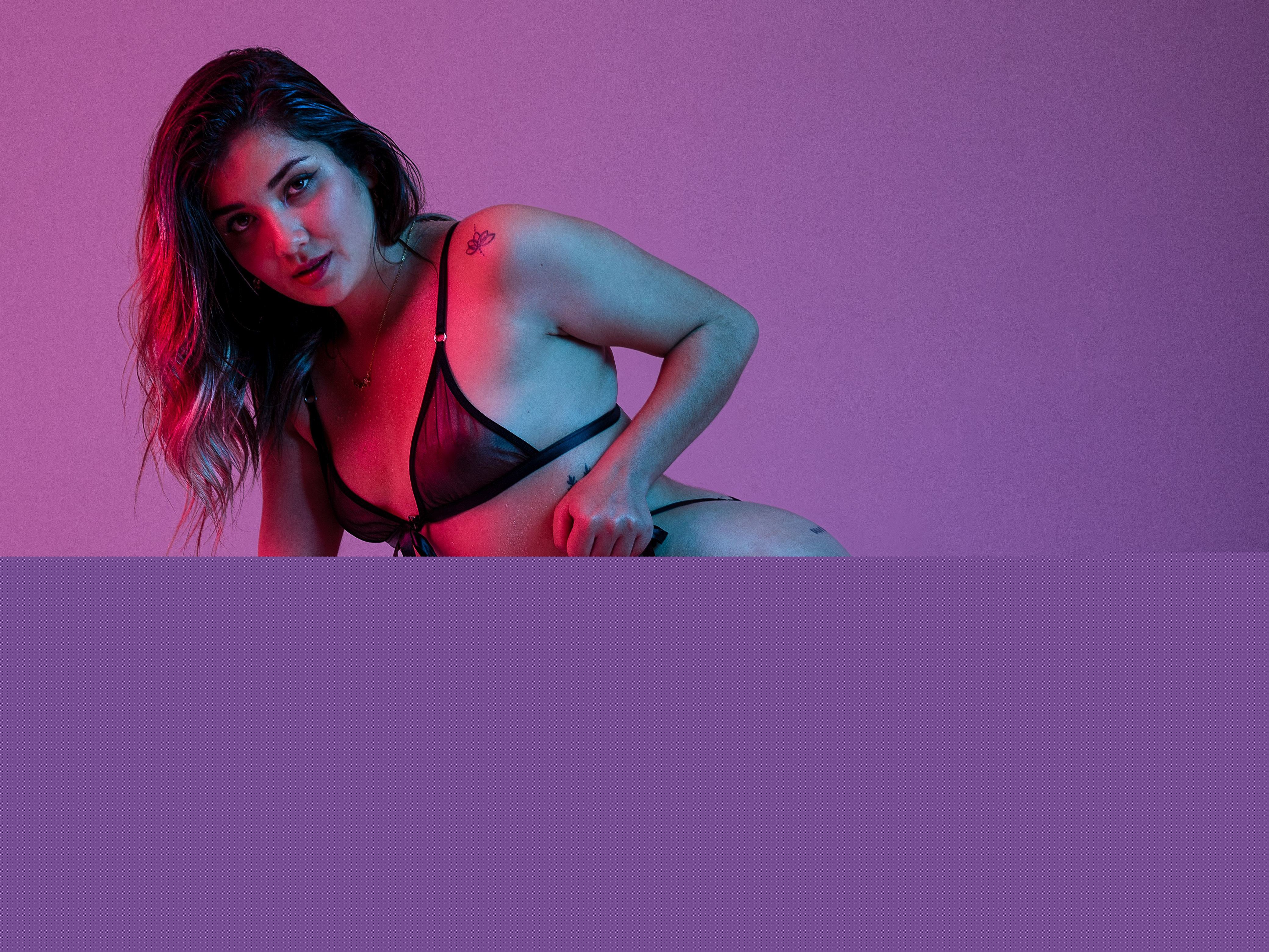 Imagen de perfil de modelo de cámara web de NicolDiiaz