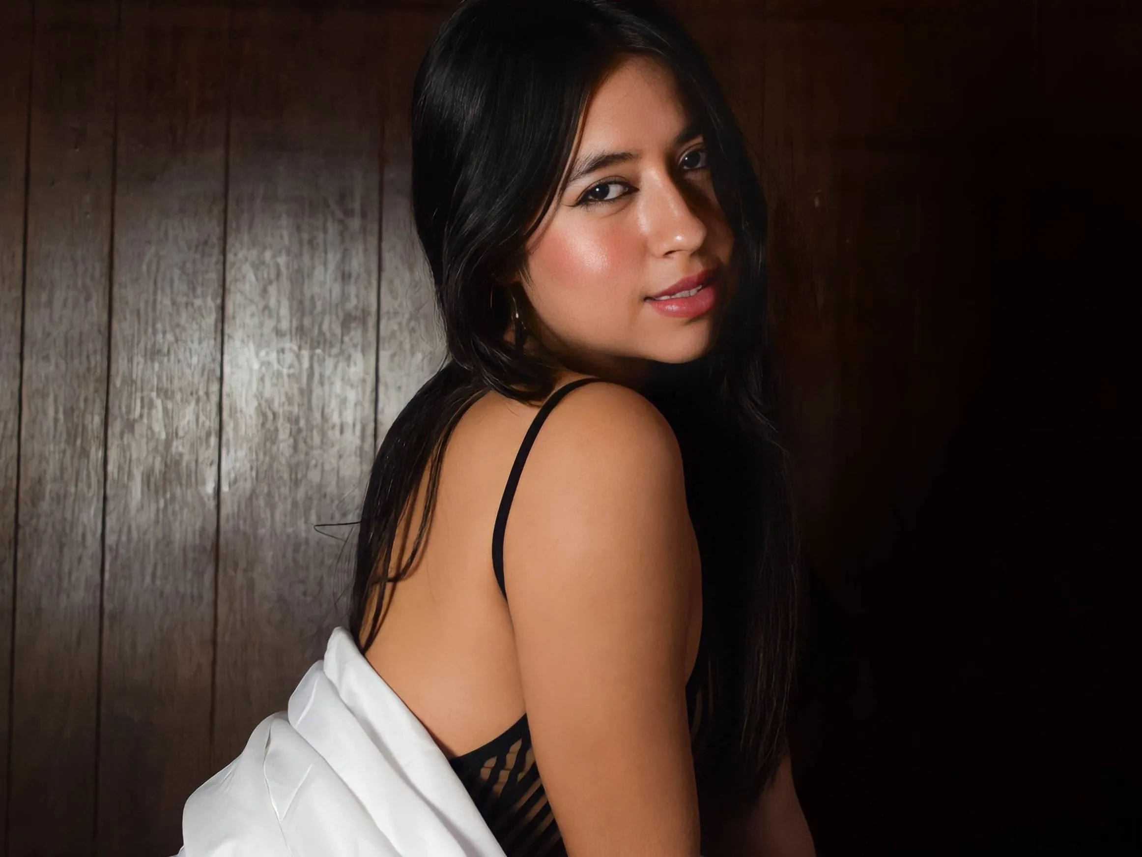 Imagen de perfil de modelo de cámara web de NaiaraGutierrez