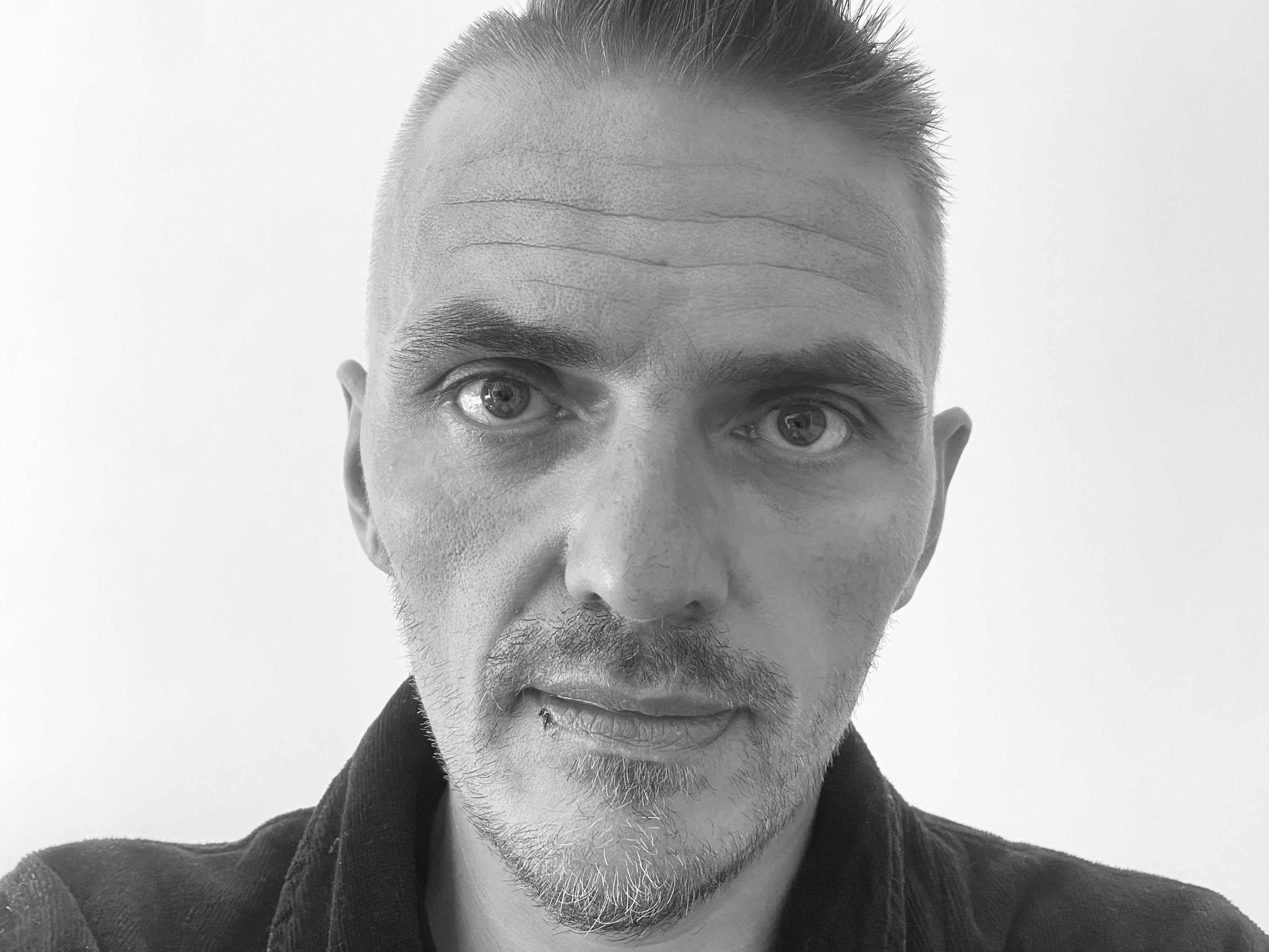 Imagen de perfil de modelo de cámara web de cummedia