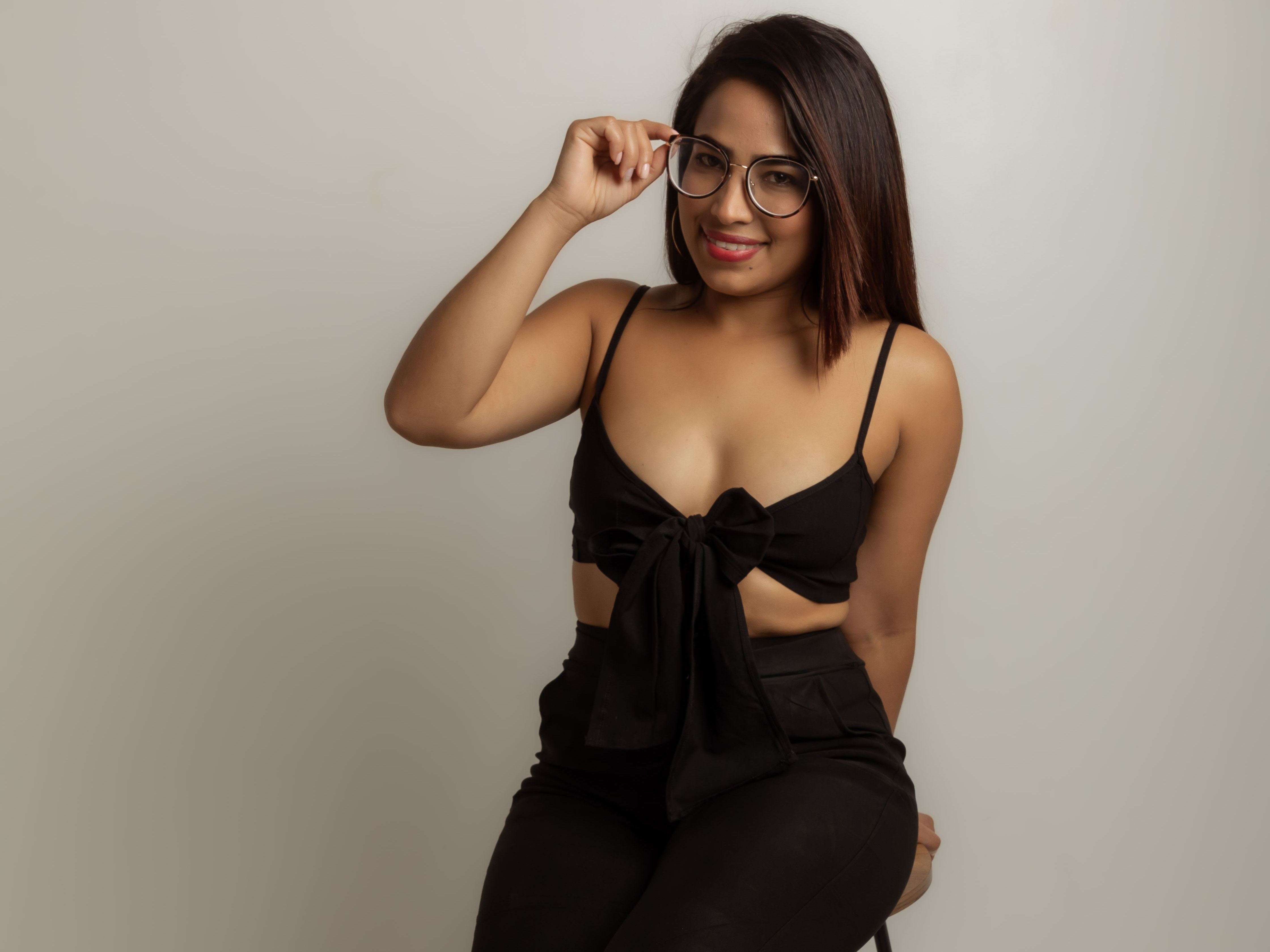 Imagen de perfil de modelo de cámara web de MeilyRodriguez