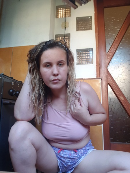 Interprète Nattaliyee Photo 5