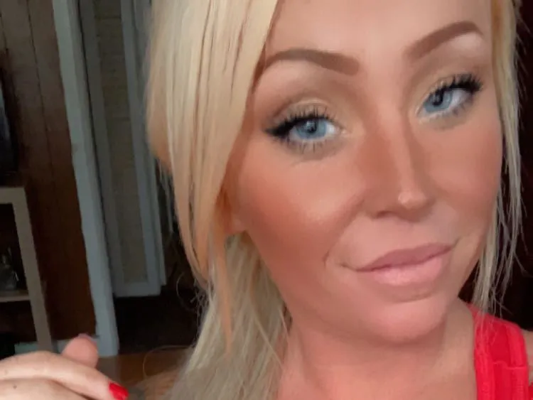 MollyAnnaDavito profielfoto van cam model