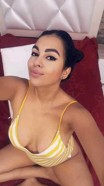 Performer IvyyAllen Photo 12