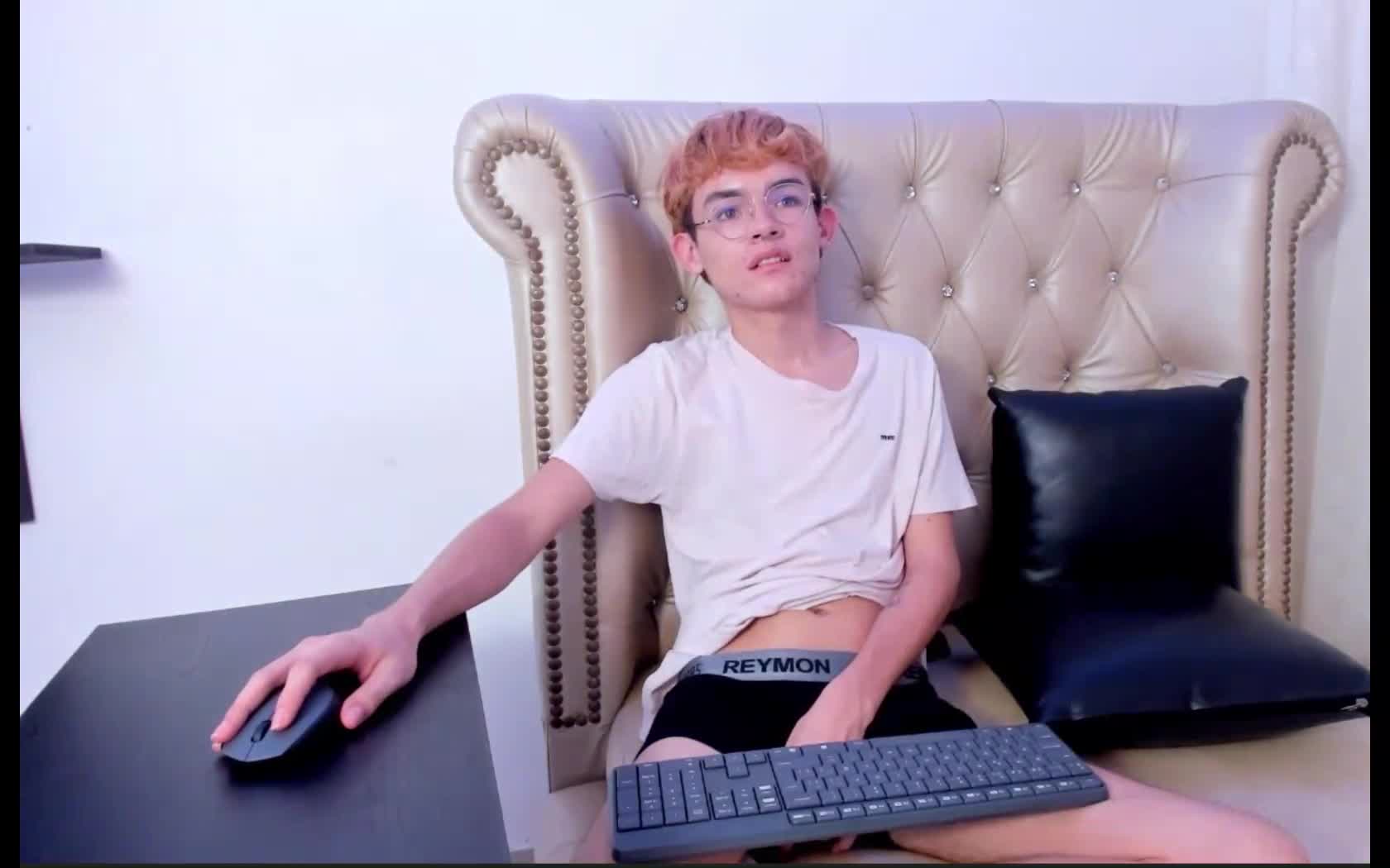 Artist Angelo018 Video 1