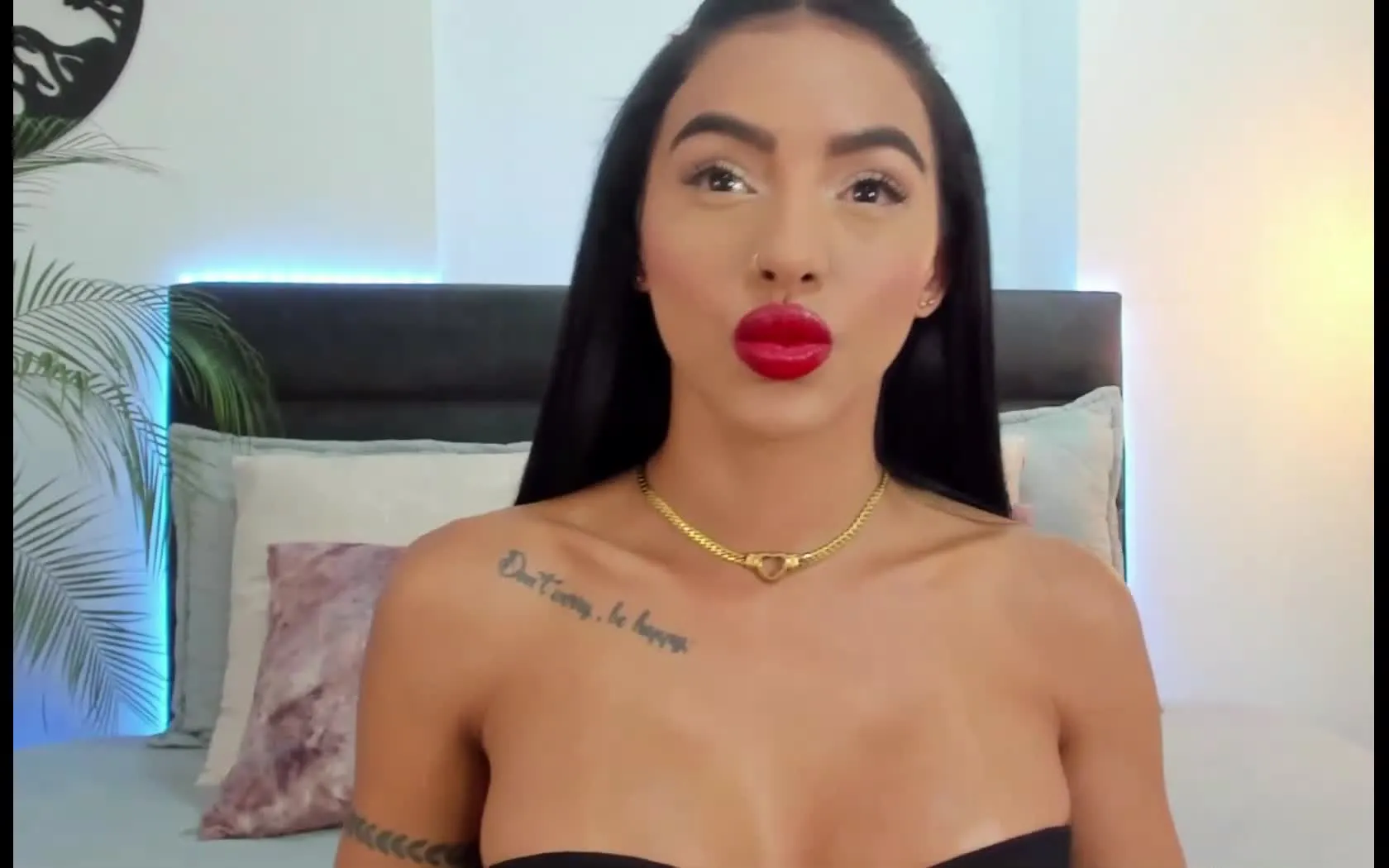 Artista BelaBelucci Video 1