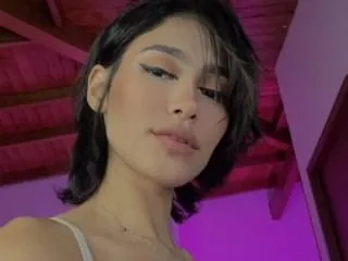 Imagen de perfil de modelo de cámara web de Ravemiisato