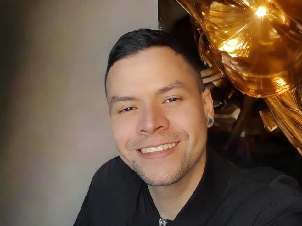 Foto de perfil de modelo de webcam de boreas