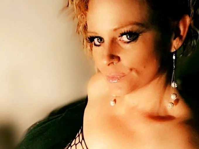 Fionablaze23 profielfoto van cam model