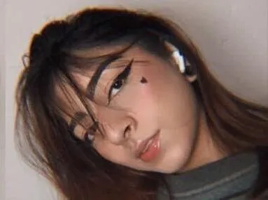 Image de profil du modèle de webcam naokky