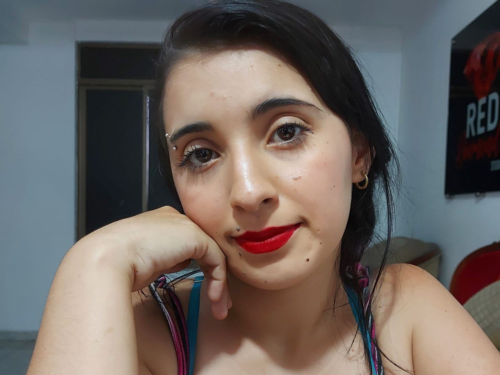 CarlyBlu immagine del profilo del modello di cam