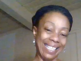 Image de profil du modèle de webcam DiamondPearll