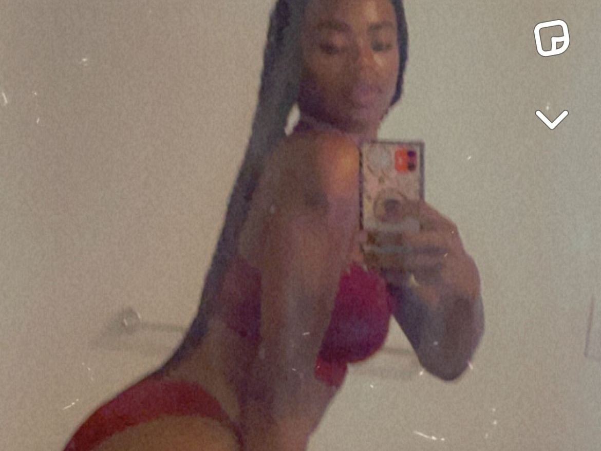GinaDaCreama profilbild på webbkameramodell
