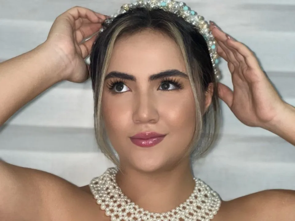 LauraJonees profilbild på webbkameramodell