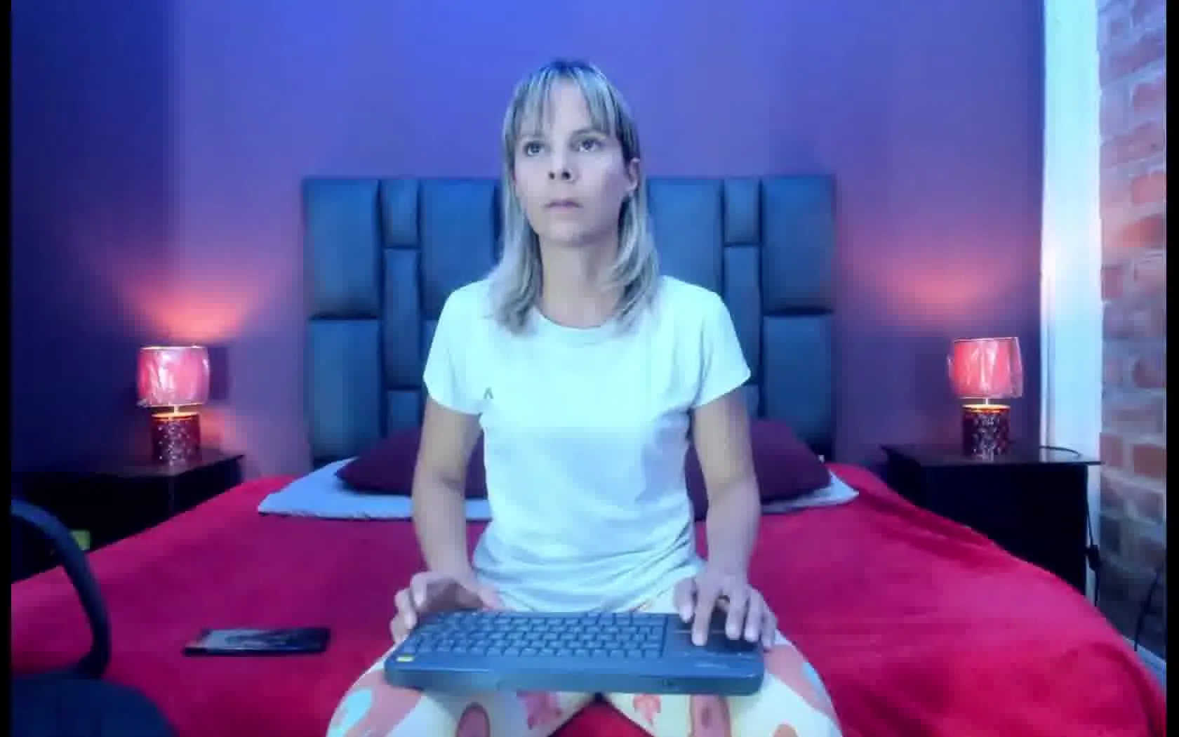 Performer AntoniaSmith Video 1