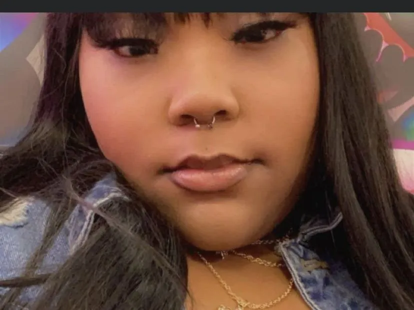Profilbilde av ThickBlasian webkamera modell
