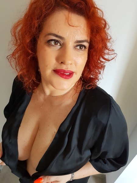 Performer LORRAIYNEx Photo 4