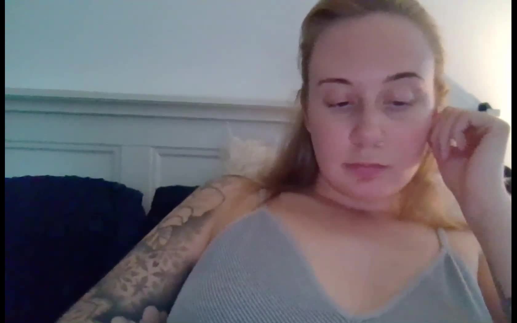 Utøver LollyInkUK Video 1