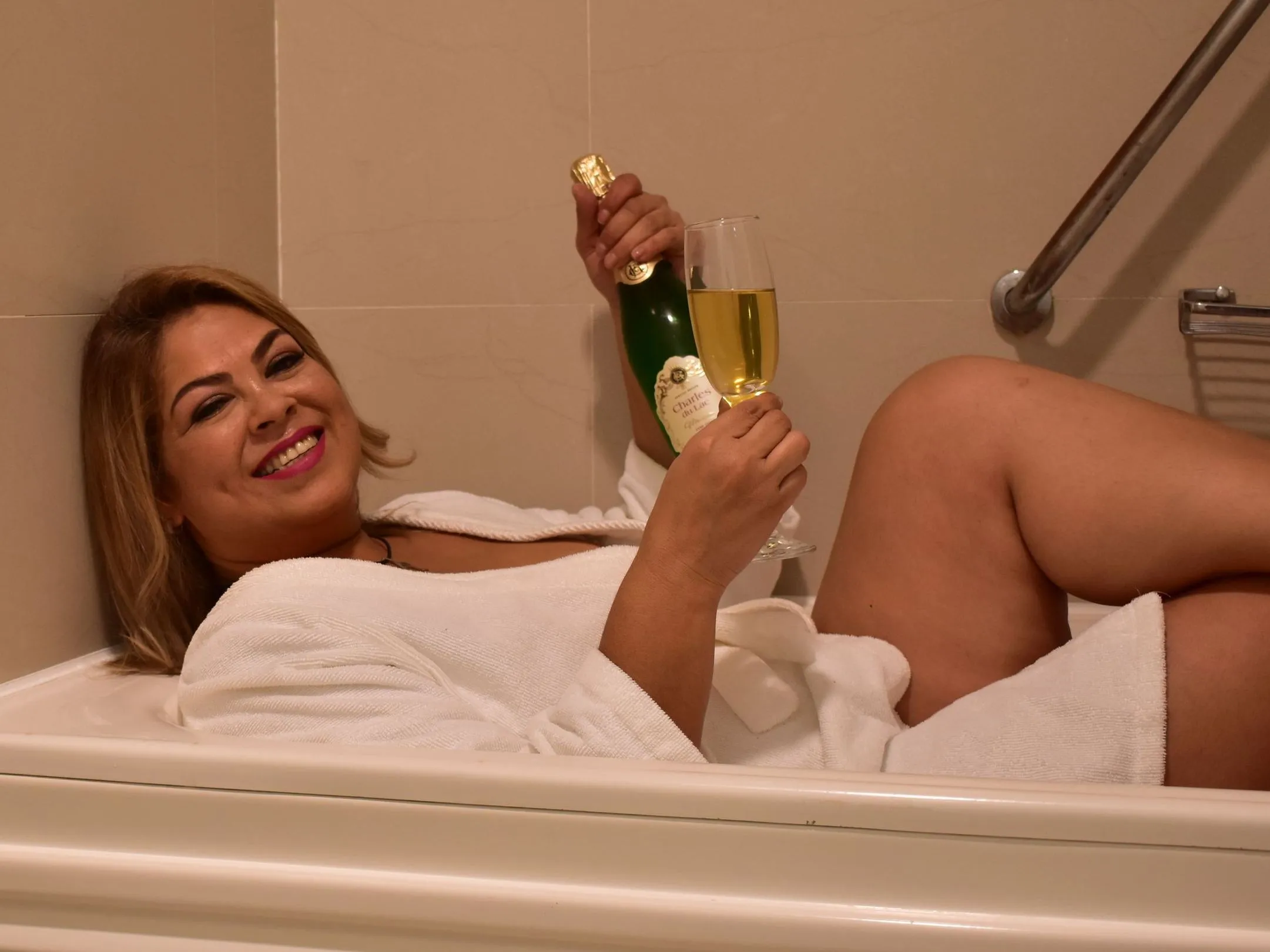 Foto de perfil de modelo de webcam de CharloteVegas