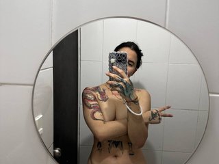 Camilaalee profilbild på webbkameramodell