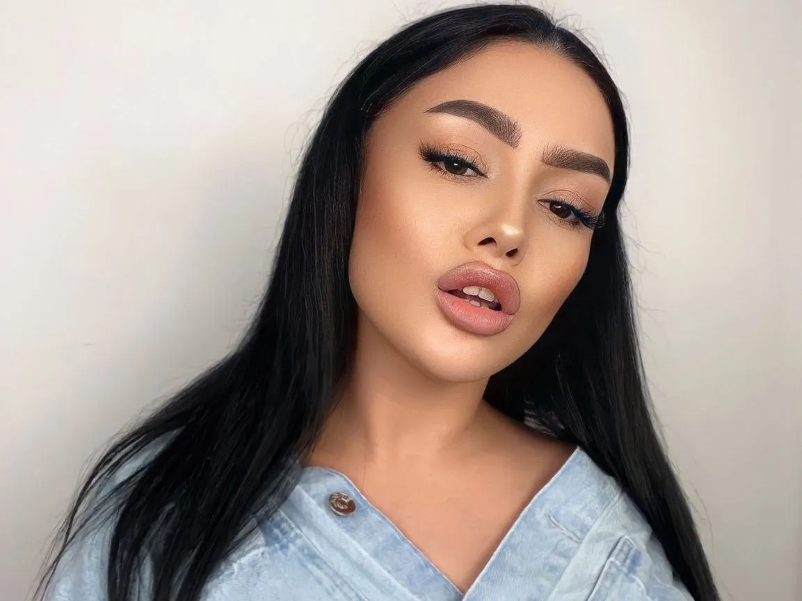 Imagen de perfil de modelo de cámara web de MariaKeller