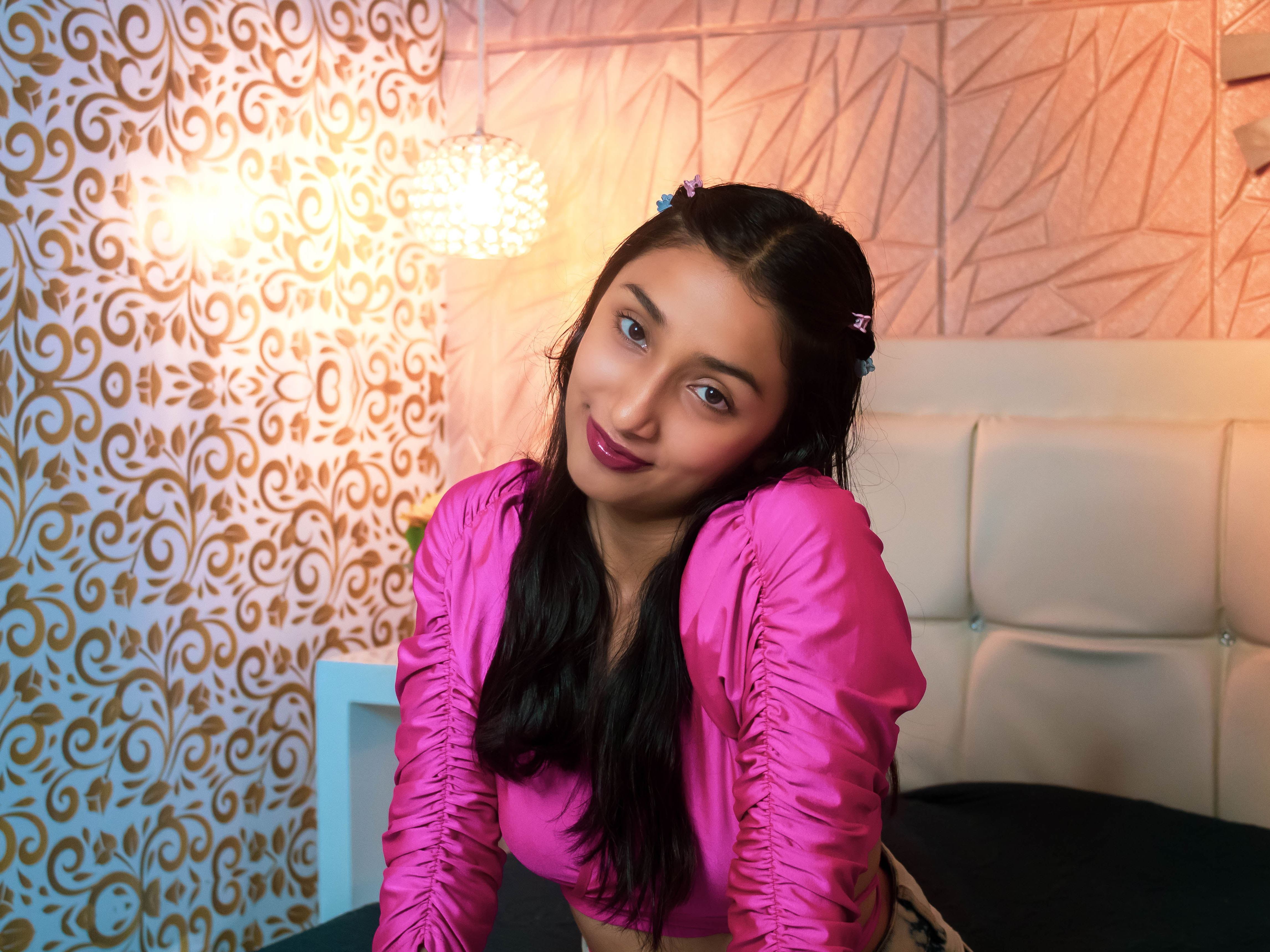 kenziekai profilbild på webbkameramodell